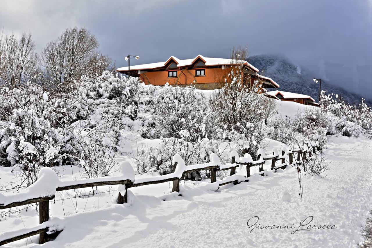 Hotel Pietrapanna Calvello Exterior photo