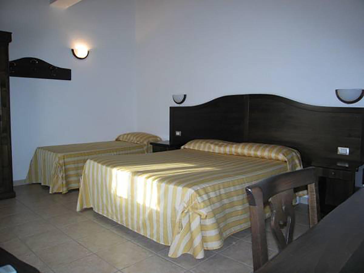 Hotel Pietrapanna Calvello Exterior photo